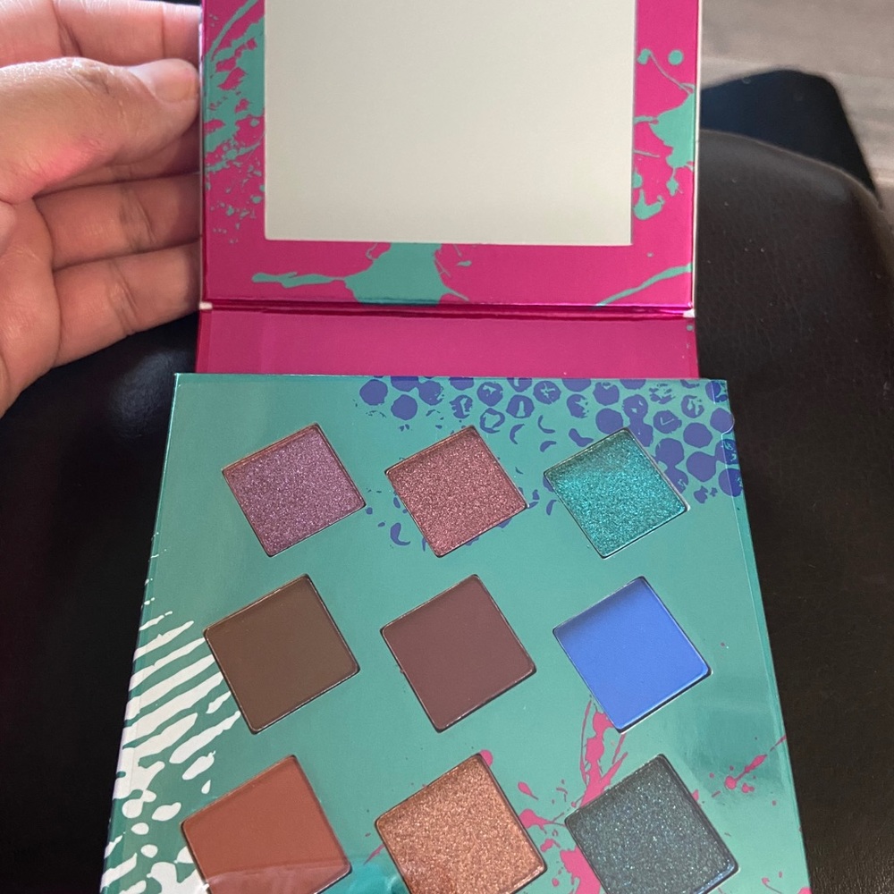 Eye shadow Palette
